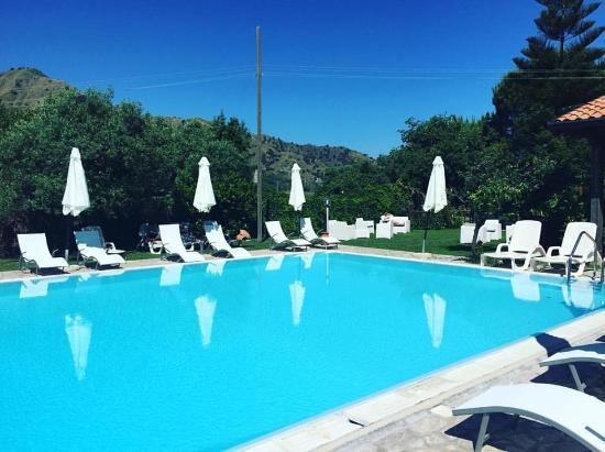 Agriturismo Valle Alcantara Villa Motta Camastra Exterior photo